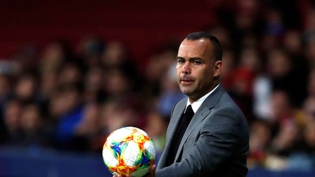 Rafael Dudamel ist als Trainer der Nationalmannschaft Venezuelas zurückgetreten. Rafael Dudamel ist als Trainer der Nationalmannschaft Venezuelas zurückgetreten.