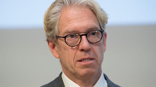 Andreas Gassen, Chef der Kassenärztlichen Bundesvereinigung (KBV), sieht vorerst keinen "Hype" bei Gesundheits-Apps. Andreas Gassen, Chef der Kassenärztlichen Bundesvereinigung (KBV), sieht vorerst keinen "Hype" bei Gesundheits-Apps.