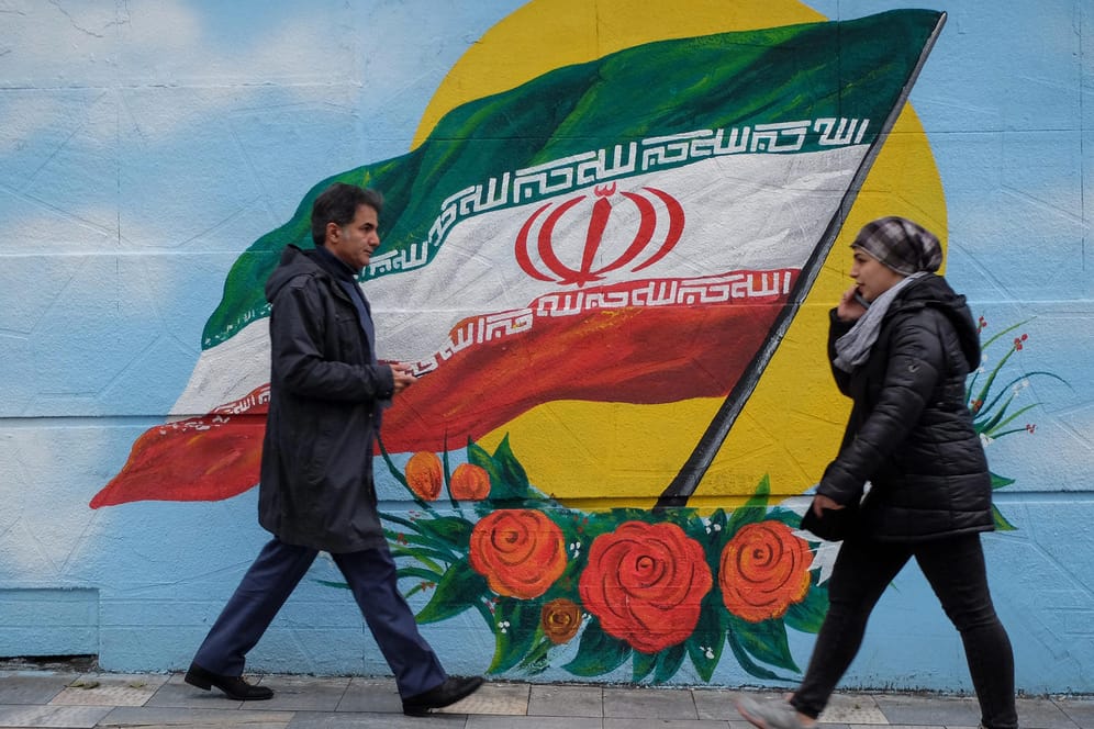 Iran: Das Auswärtige Amt rät davon ab, Fotos oder Videos von öffentlichen Gebäuden im Iran zu machen.