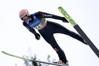 Sorgte für eine gute Ausgangslage für das Springen am Samstag: Der deutsche Skispringer Karl Geiger.