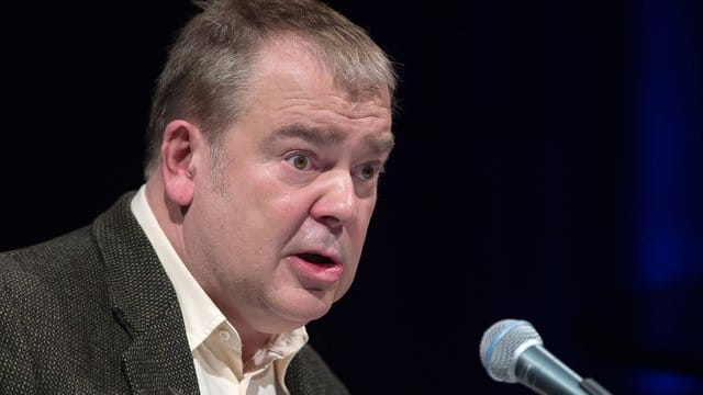 Max Goldt hat seinen eigenen Kopf.