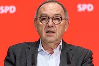 Norbert Walter-Borjans: Der SPD-Chef hat US-Präsident Donald Trump deutlich kritisiert.