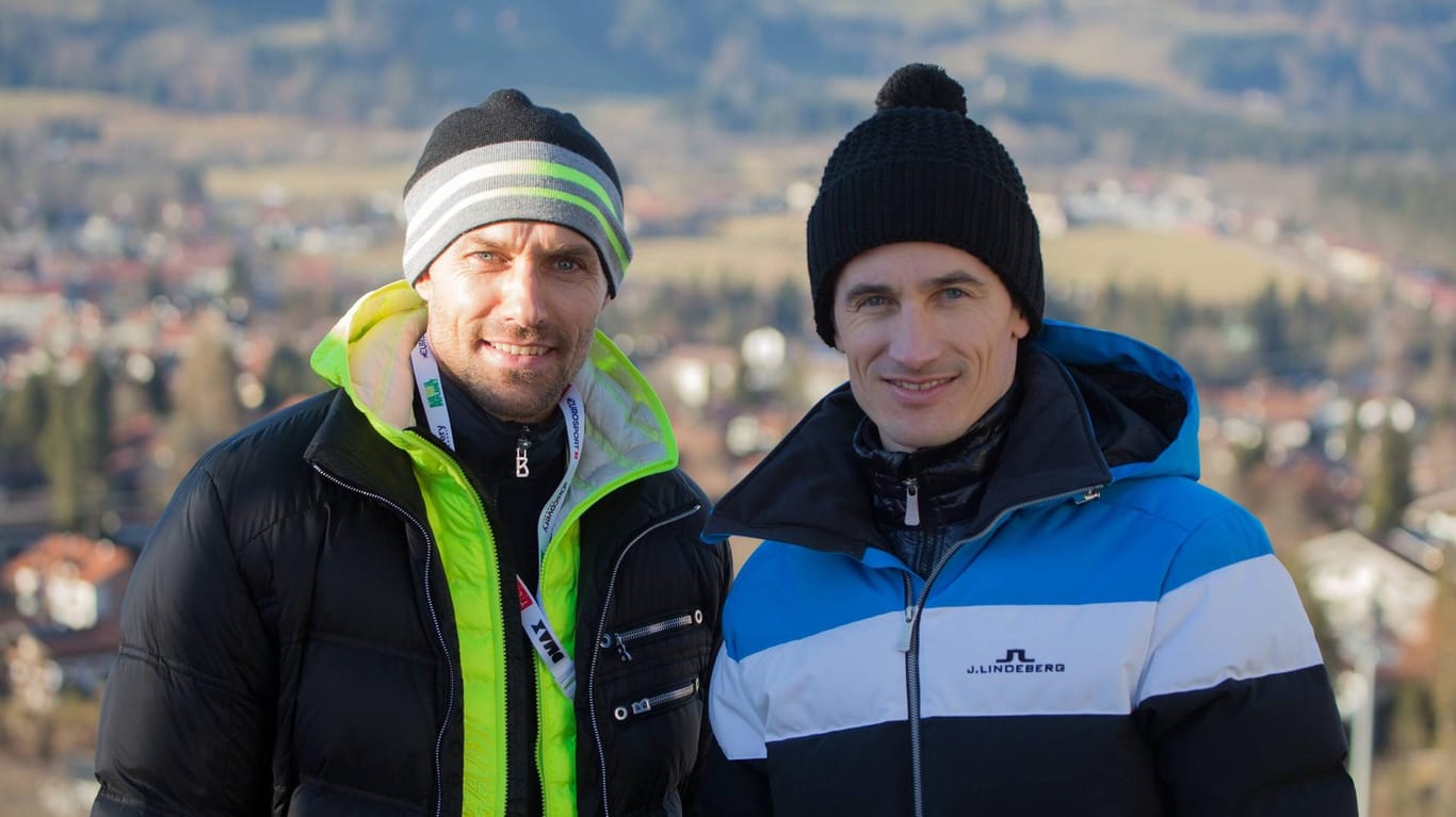 Prägten eine Ära des deutschen Skispringens: Sven Hannawald (l.) und Martin Schmitt (l.).