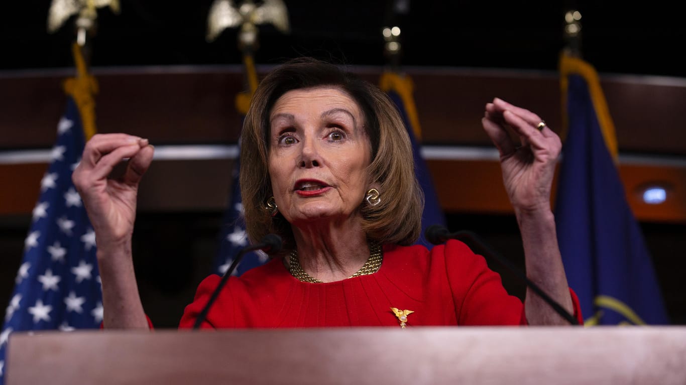 Die Demokratin Nancy Pelosi, fordert, Trump müsse Kongress beteiligen, bevor er einen Krieg gegen den Iran anfache.