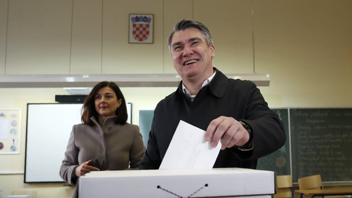 Zoran Milanovic bei der Stimmabgabe in Zagreb.
