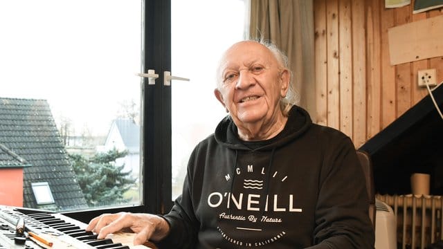 Peter Meyer macht auch mit 80 weiter Musik.