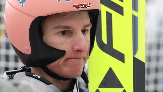 Karl Geiger muss in Bischofshofen angreifen.