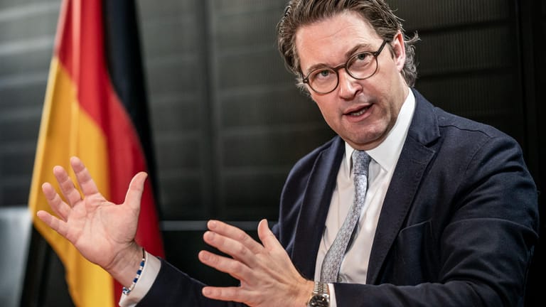 Andreas Scheuer: Der Bundesminister für Verkehr zeigt sich offen für ein neues Nachtzugangebot.