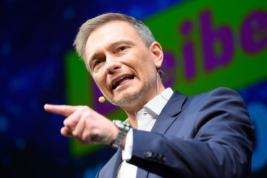Agriffslustig: FDP-Chef Christian Lindner während des Dreikönigstreffens im Stuttgarter Opernhaus.