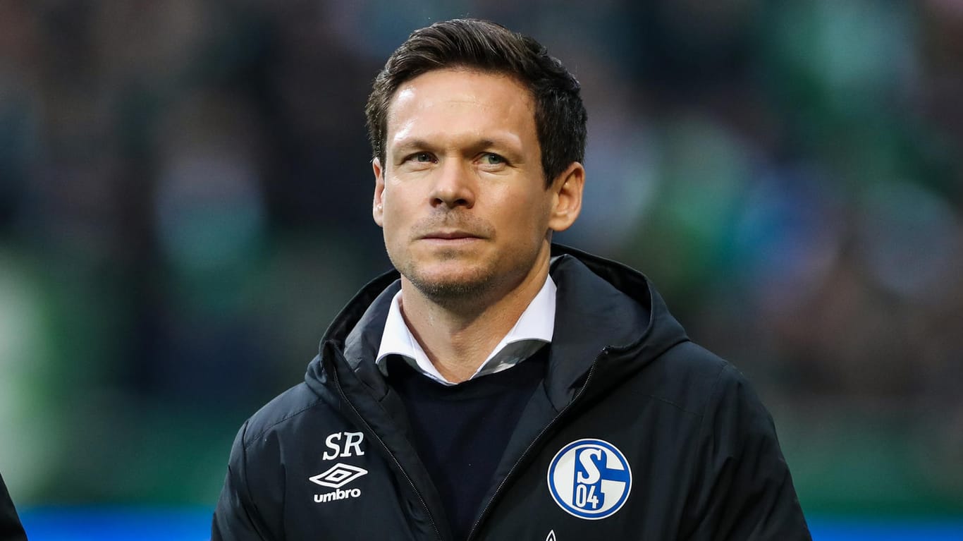 Sascha Riether: Schalkes Koordinator Lizenzspieler zeigt sich zufrieden mit der Entwicklung der Mannschaft.