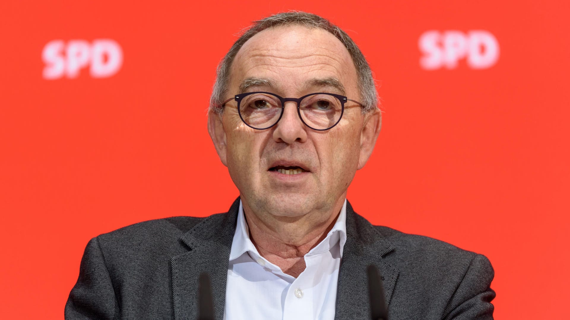 Norbert Walter-Borjans: Der Parteivorsitzende der SPD geht davon aus, dass Renten künftig stärker mit Steuermitteln gestützt werden müssen. (Archivbild) Norbert Walter-Borjans: Der Parteivorsitzende der SPD geht davon aus, dass Renten künftig stärker mit Steuermitteln gestützt werden müssen. (Archivbild)