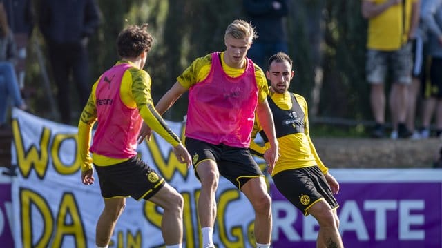 Erling Haaland beim BVB-Training in Marbella.