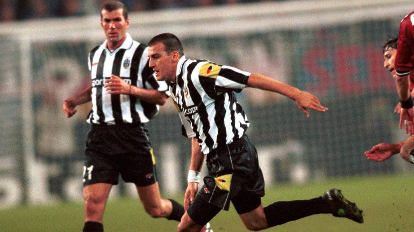 Darko Kovacevic (r.): Für Juventus Turin in der Saison 2000/2001.