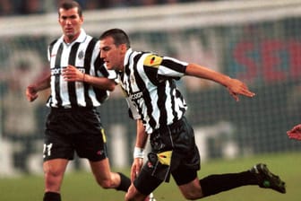 Darko Kovacevic (r.): Für Juventus Turin in der Saison 2000/2001.