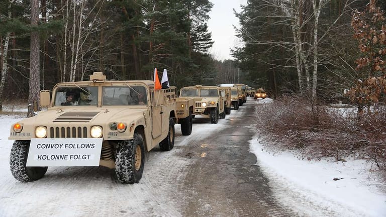 US-Truppen auf dem Übungsplatz Lehnin: Er wird bei der Verlegung Richtung Polen und Baltikum wieder ein Rastraum sein. Nach dem Ukraine-Konflikt sind Transporte von US-Truppen in Deutschland wieder häufiger geworden.