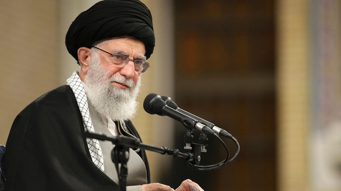 Der oberste Führer des Iran, Ajatollah Ali Chamenei: Er hält die militärische Reaktion für nicht ausreichend.