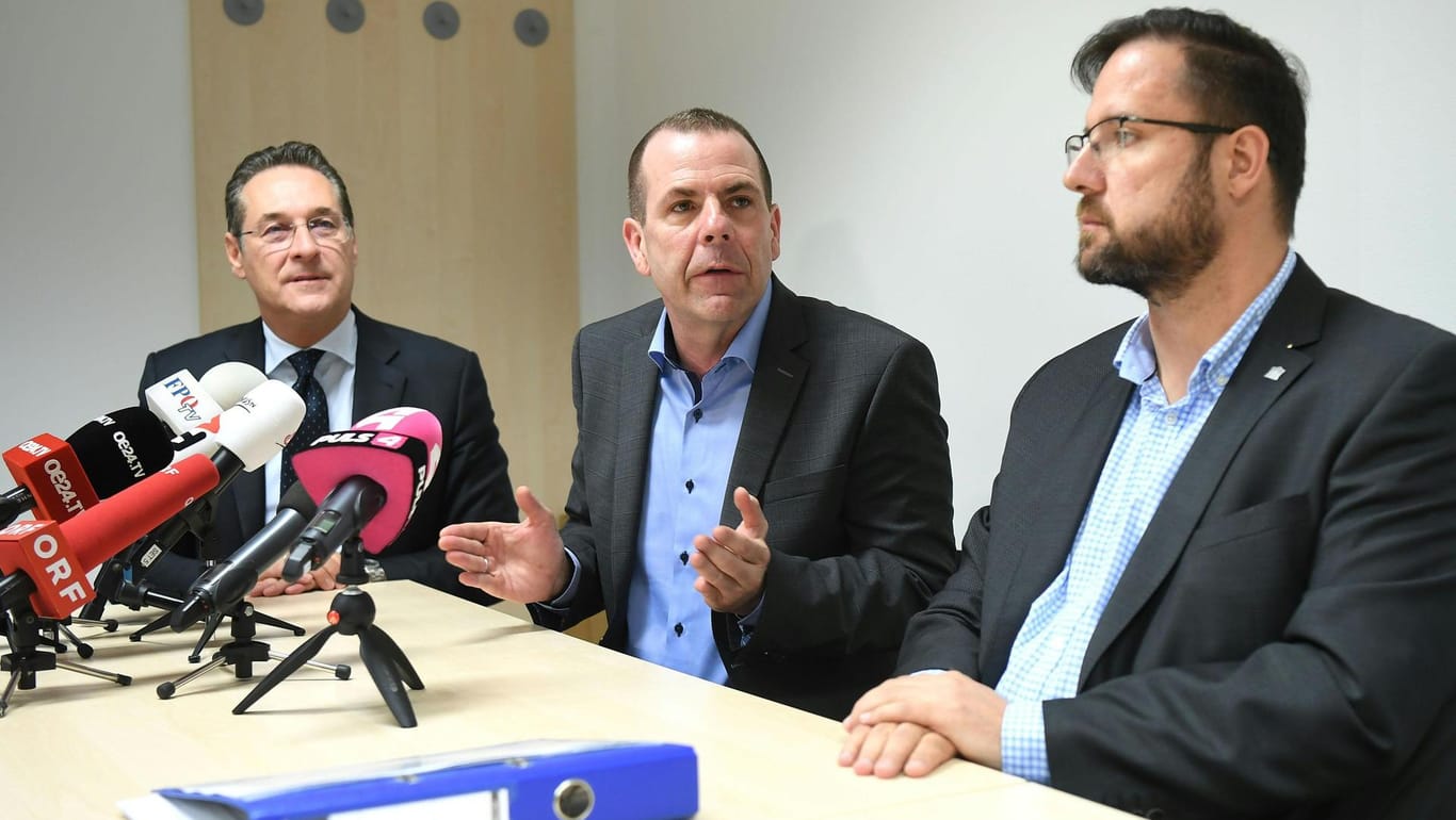 Heinz-Christian Strache, Harald Vilimsky und Christian Hafenecker im März 2019: Die Generalsekretäre waren auch nach dem Ibiza-Skandal im Amt geblieben.