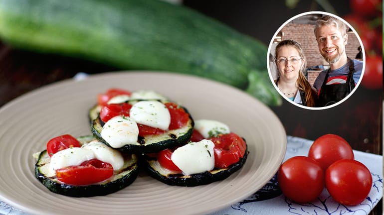 Zucchinipizzen: Ein leichtes Essen für die schlanke Linie.