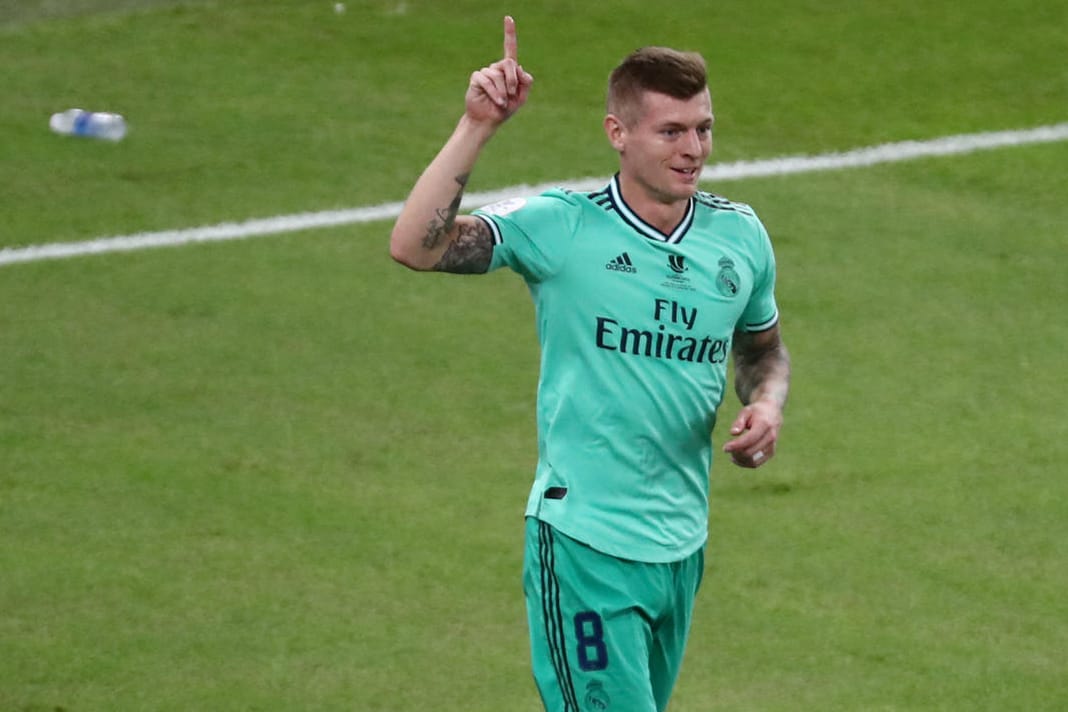 Toni Kroos: Der Real-Star verwandelte eine Ecke direkt.