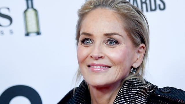 Sharon Stone hat sich Gedanken zu Trump, Putin und die Demokratie gemacht.