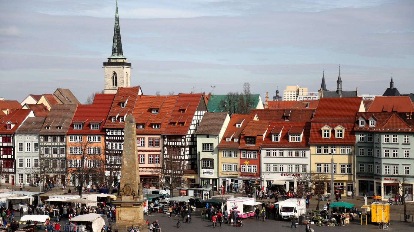 Blick auf den Erfurter Domplatz: Thüringens Landeshauptstadt ist im vergangenen Jahr wieder gewachsen.
