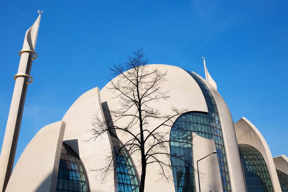 Die DITIB Zentral-Moschee in Köln-Ehrenfeld: Auch hier könnten die neuen Imame predigen.