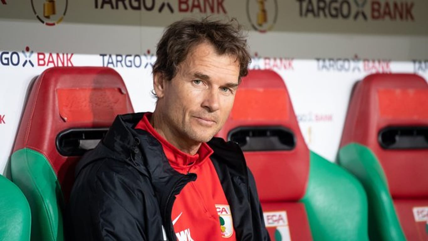 Saß als Co-Trainer beim FC Augsburg bereits auf einer Bundesliga-Bank: Ex-Nationalkeeper Jens Lehmann.