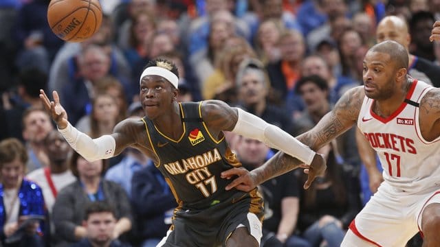 Steuerte 16 Punkte zu Oklahomas Sieg gegen Houston bei: Dennis Schröder (l).