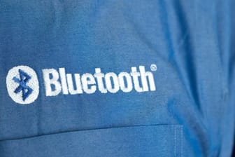Mit Bluetooth kann man Sprache, Daten und Musik kabellos übertragen oder Autos aus mehreren Metern Entfernung aufschließen.
