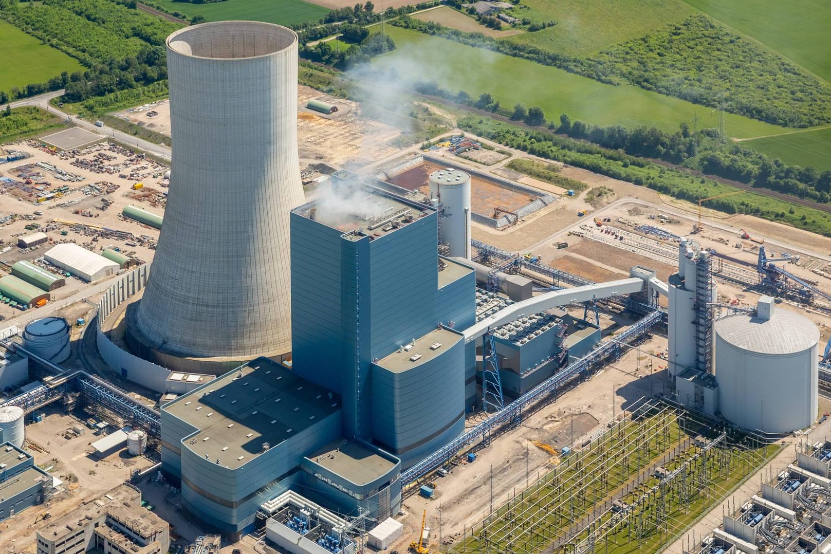 Das Kohlekraftwerk Datteln IV: Die Anlage ist zwar fertiggestellt, soll gemäß den Empfehlungen der Kohlekommission aber eigentlich nicht mehr ans Netz gehen.