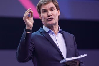 Carsten Maschmeyer: In der Sendung "Die Höhle der Löwen" investiert der Unternehmer in Start-ups.