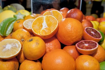 Orangen: Spuren des Pflanzenschutzmittels wurden immer wieder auf Zitrusfrüchten nachgewiesen.