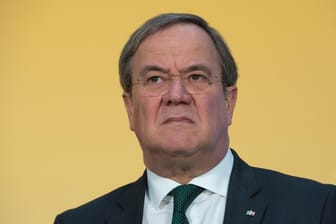 Ministerpräsident des Landes Nordrhein-Westfalen: Armin Laschet mischt sich in die Debatte über das WDR-Satirevideo ein. (Archivbild)