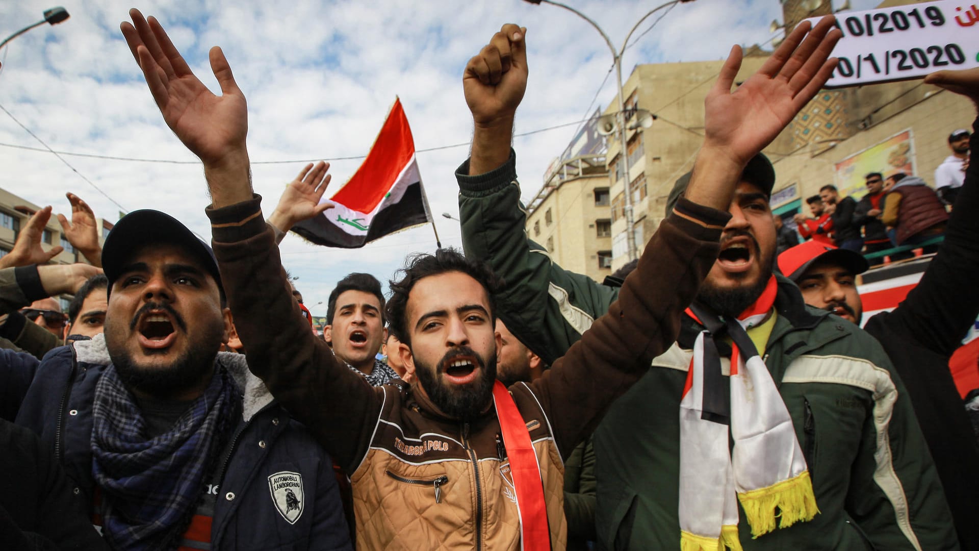 Demonstranten in Bagdad: Nach einigen Tagen ohne Proteste gingen die Menschen in der irakischen Hauptstadt erneut gegen die Regierung auf die Straße.