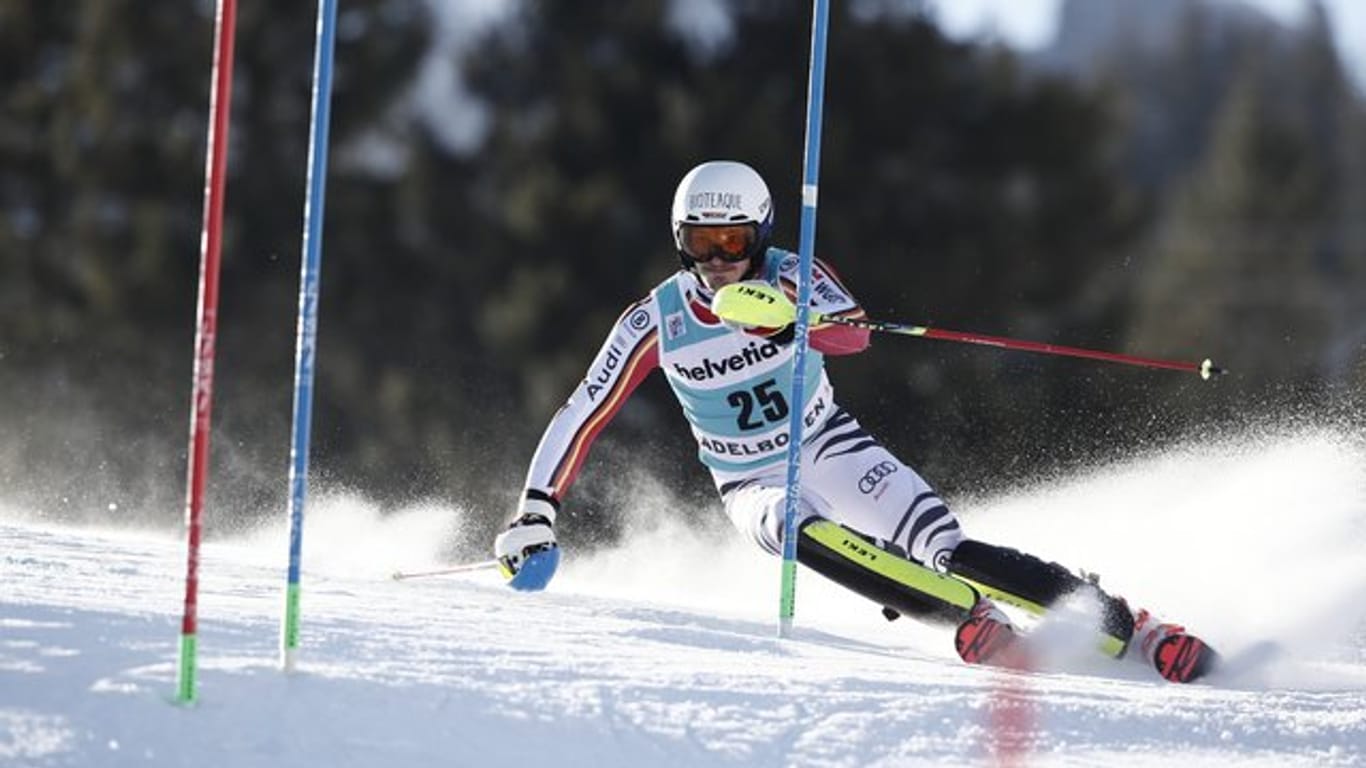 Fuhr im Slalom beim Weltcup in Adelboden auf Rang sechs: Linus Strasser.