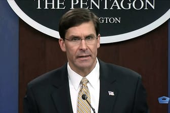 Mark Esper im Pentagon.