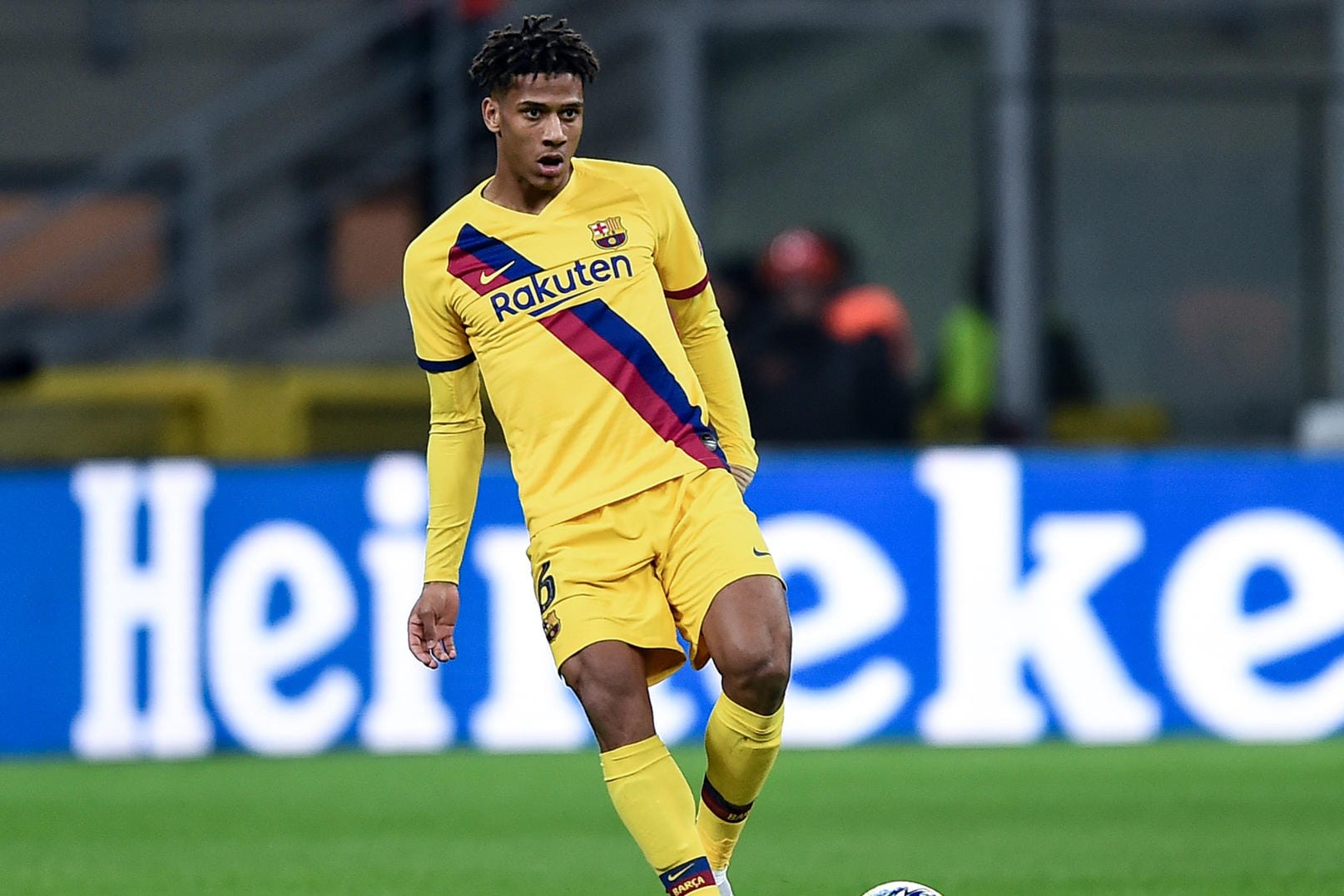 Trägt wohl künftig blau-weiß: Barcelonas Jean-Clair Todibo