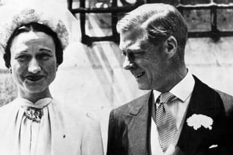 Hochzeit des abgedankten Königs Edward VIII. mit Wallis Simpson: In die Heimat durfte der Ex-Monarch nur noch mit Erlaubnis reisen.