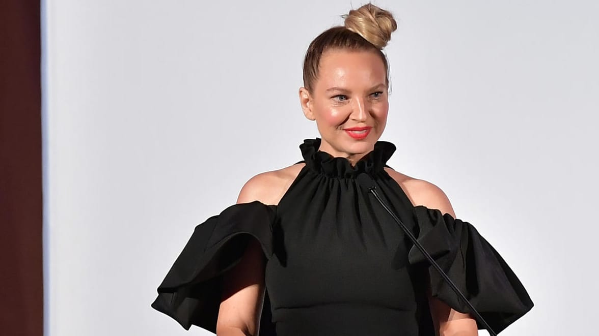 Sia Furler: Die Sängerin ist Mutter. Sia Furler: Die Sängerin ist Mutter.