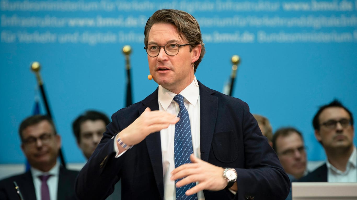 Andreas Scheuer: Der Verkehrsminister hat hohe Erwartungen an die Deutsche Bahn.