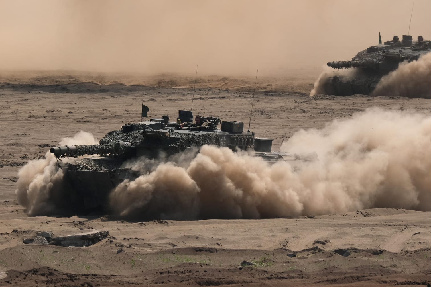 "Leopard 2"-Panzer der Bundeswehr bei einer Übung im Juni: In Bremerhaven sollen die Panzer der Verbündeten für das kommende Manöver anlanden.