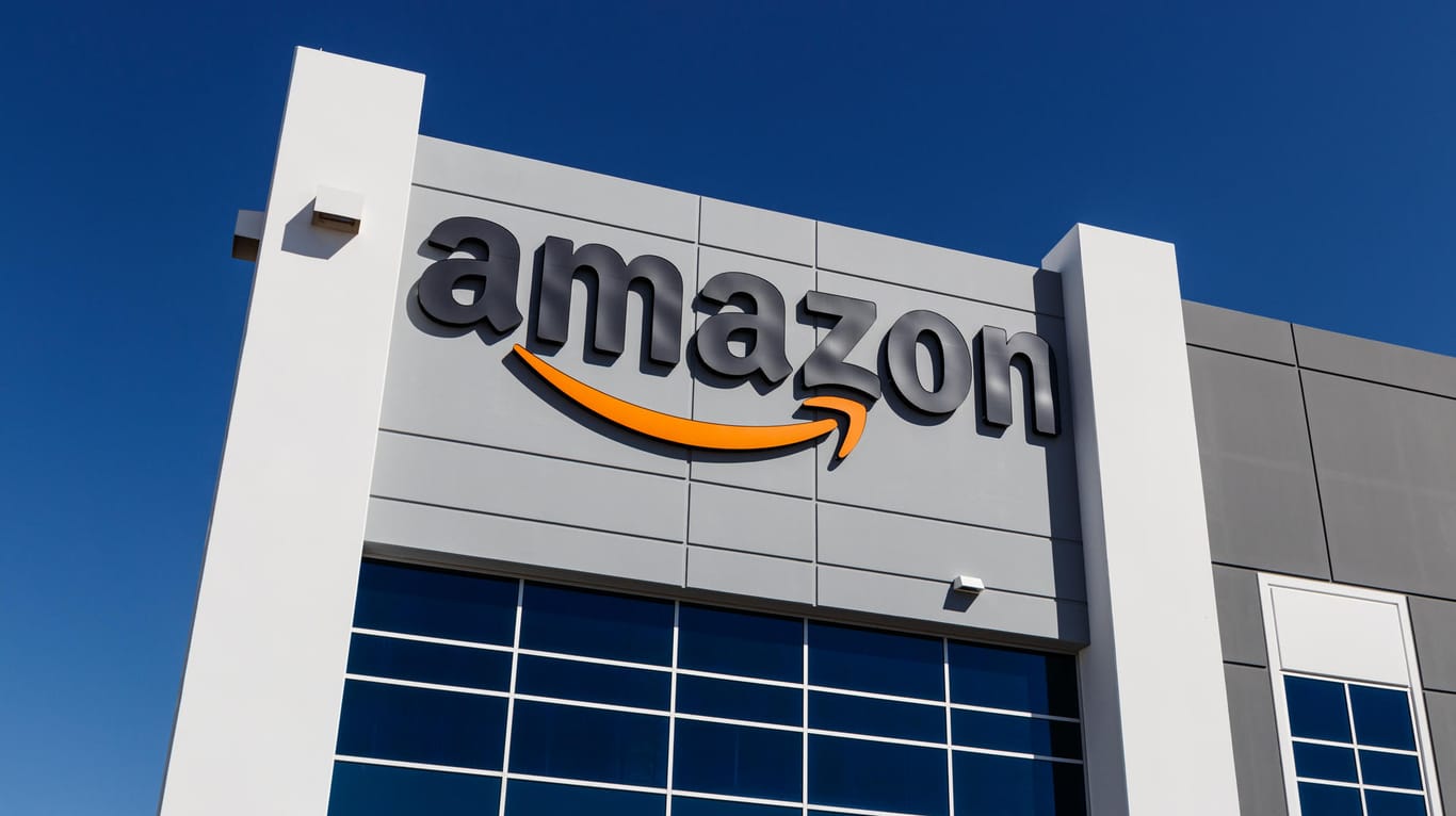 Amazon: Amazon ist als Versandhändler schon länger Großkunde bei der Deutschen Post.