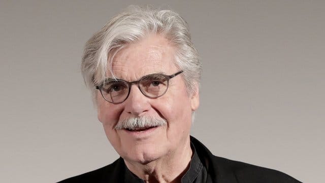 Peter Simonischek würde gerne einen Blick in die Zukunft werfen.