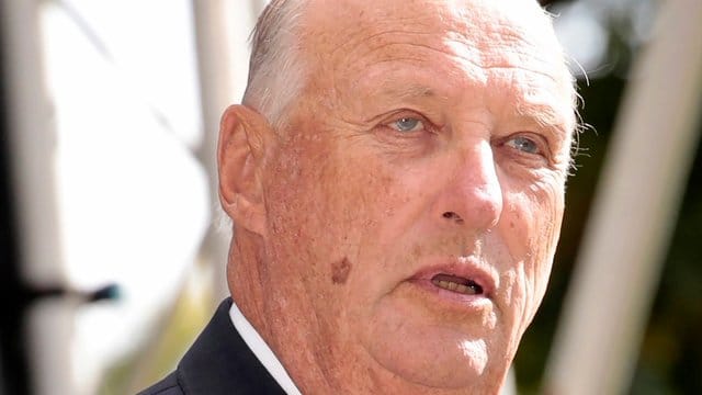 Bei König Harald wurde keine ernsthafte Erkrankung festgestellt. Bei König Harald wurde keine ernsthafte Erkrankung festgestellt.