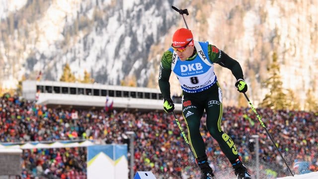 Die deutschen Biathleten starten mit dem Sprint in der Chiemgau Arena.