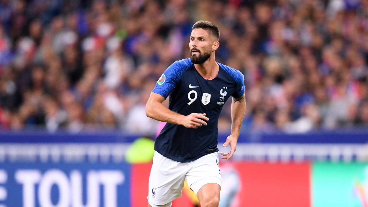 Olivier Giroud: Für Marcus Thuram ist der 33-Jährige der beste Stürmer Frankreichs.