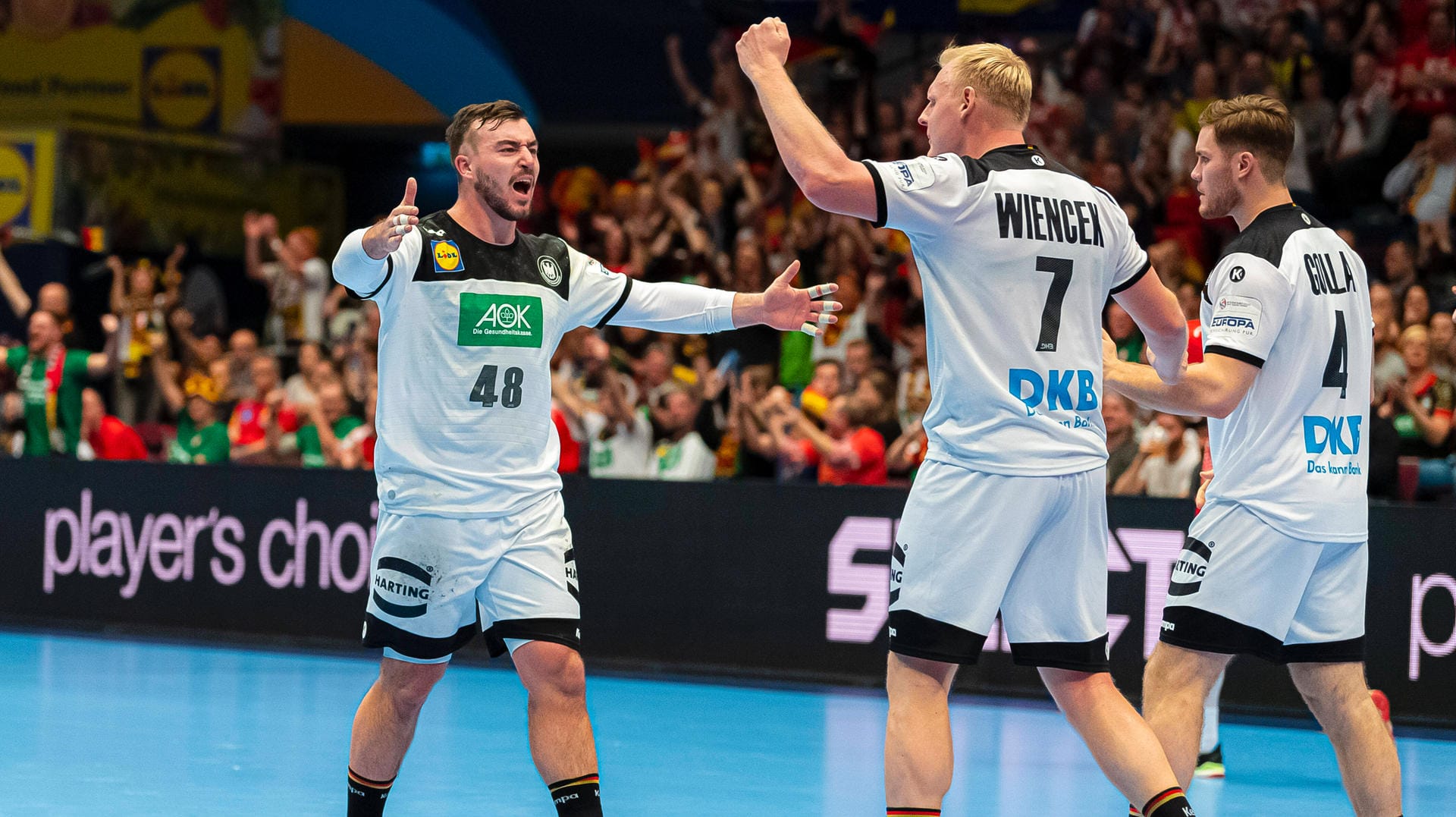 Start in die EM-Hauptrunde geglückt: Die deutsche Handball-Nationalmannschaft lässt Weißrussland keine Chance. Dabei können sich einige Akteure der Mannschaft von Bundestrainer Prokop besonders auszeichnen. Die Einzelkritik.