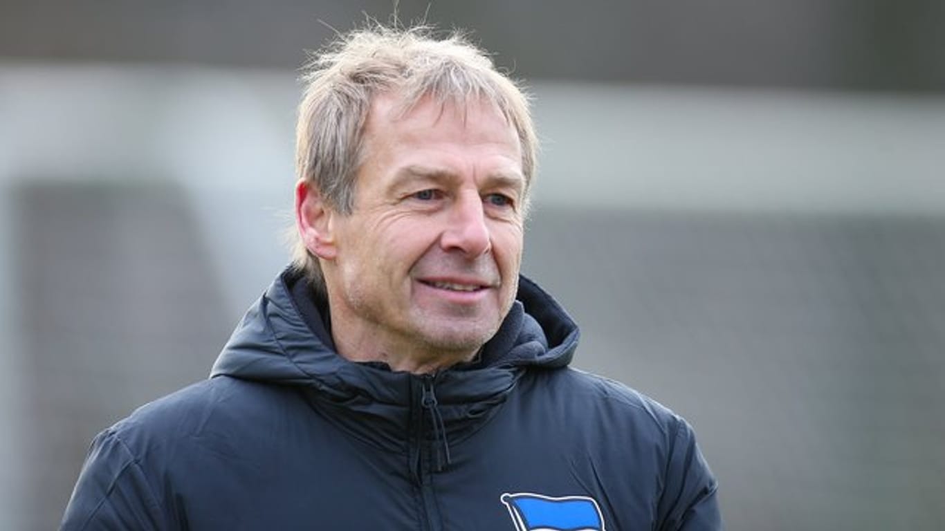 Steht zum Rückrundenstart vor einem Wiedersehen mit dem FC Bayern München: Herthas Trainer Jürgen Klinsmann.