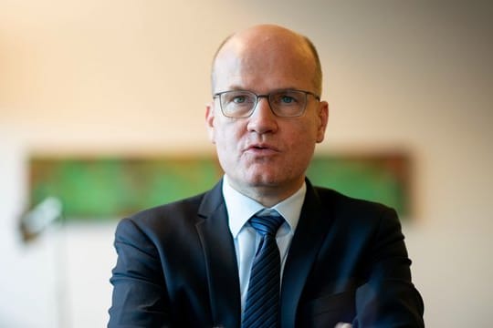 "Es täte dem Land gut, wenn nach über 50 Jahren das Auswärtige Amt wieder von der Union geführt wird.