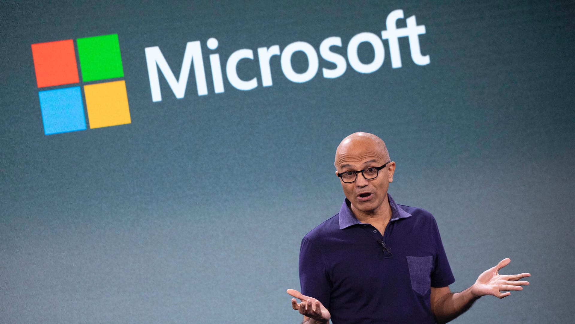 Satya Nadella, CEO von Microsoft, spricht während einer Firmenveranstaltung: Microsoft will im großen Stil zur Reduzierung von klimaschädlichen Treibhausgasen beitragen.